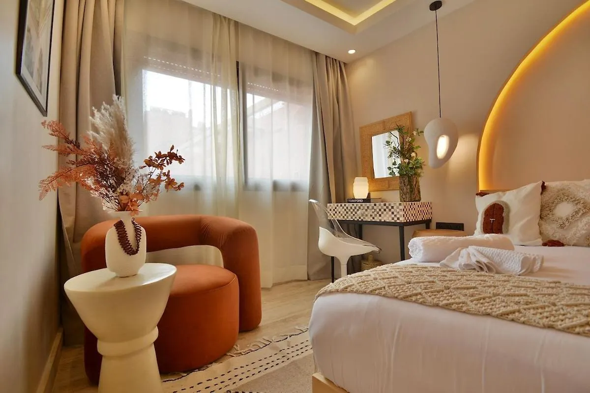 Central Luxury Quiet Hivernage 2 Balconies With View 마라케시 모로코