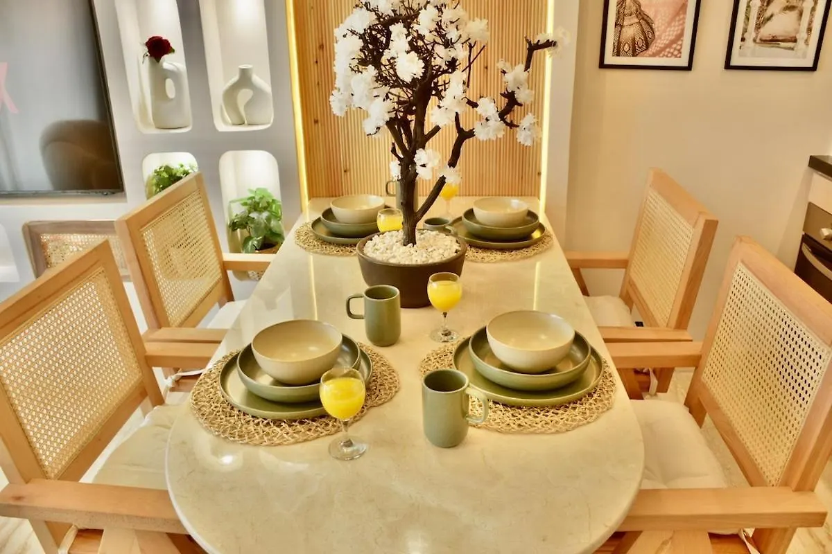 아파트 Central Luxury Quiet Hivernage 2 Balconies With View 마라케시 모로코