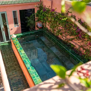  Riad Cologne &